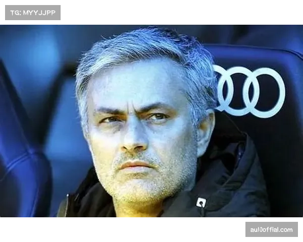 穆里尼奥现身米兰城,引发执教传闻 穆里尼奥现身米兰城,引发执教传闻