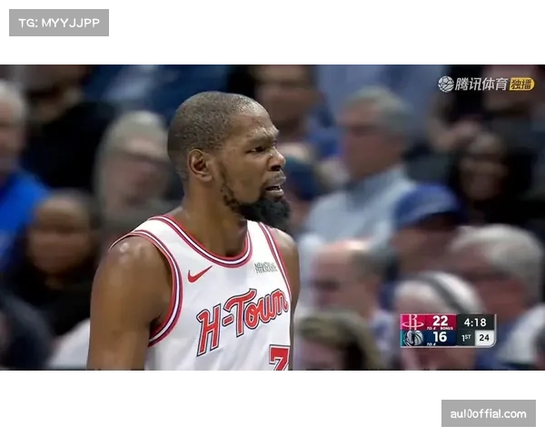 杜兰特单挑浓眉轰2+1，首节高效斩获12分