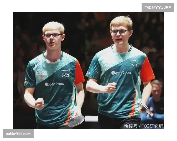 特写：勒布伦兄弟场边激烈争论，法国队教练的“甜蜜烦恼”